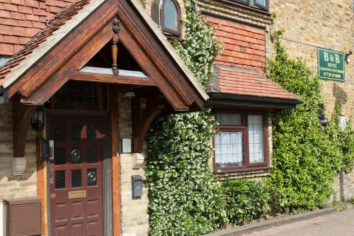 Oakwood Bed and Breakfast Heathrow Exterior Photos