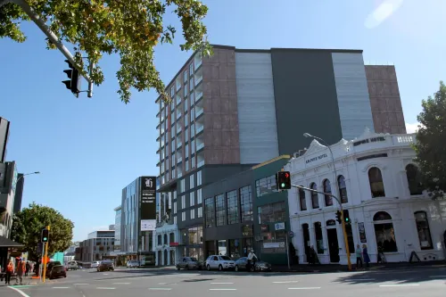 Ramada Suites by Wyndham, Victoria Street West Near Hotel Photos