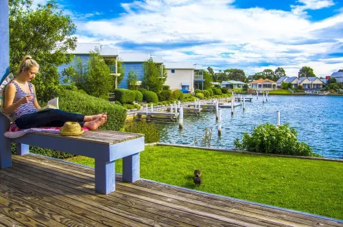 Captains Cove Resort - Waterfront Apartments Aree comuni Photos