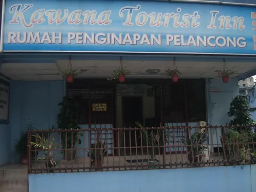 Kawana Tourist Inn Zimmer Photos