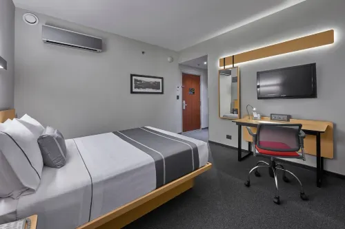 City Express Plus by Marriott Ciudad de México Santa Fe Rooms Photos