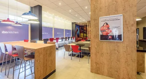 Ibis Jacarei Dining Photos