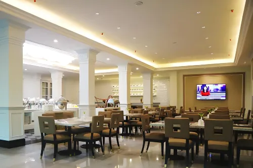 Grand Mahkota Hotel Ruokailu Photos