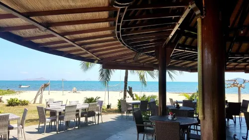 Luwansa Beach Resort Makanan Photos