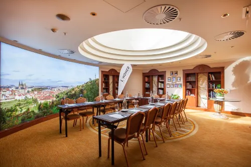 Lindner Hotel Prague Castle Geschäftseinrichtungen Photos