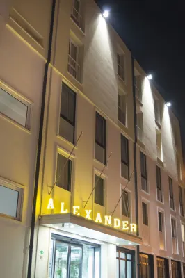 Hotel Alexander Exterior Photos
