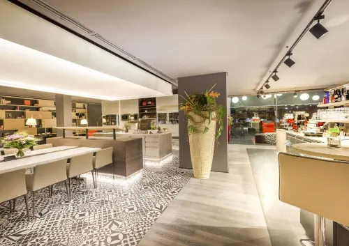 Living Hotel Frankfurt Restauration Photos
