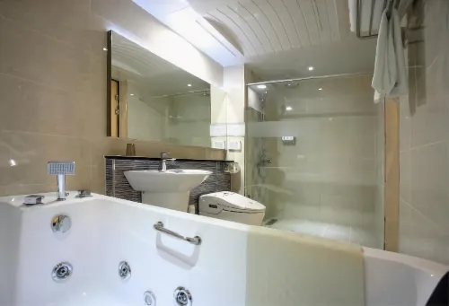 K Tourist Hotel Photos