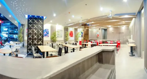 Mirage Express Patong Phuket Hotel Питание Photos