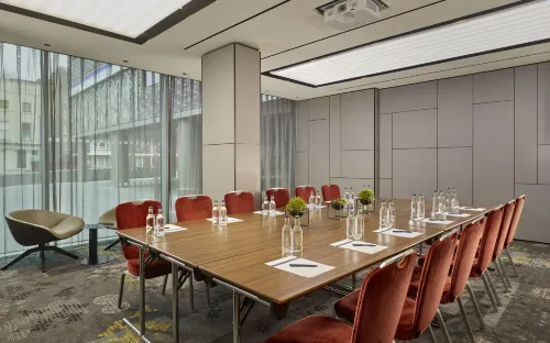 Park Plaza London Waterloo Business Photos