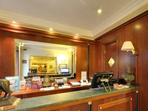 Aurelius Art Gallery Hotel Public Areas Photos