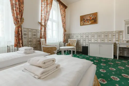 Hotel Klarinn Prague Castle Empfohlen Photos