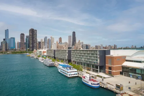 Sable at Navy Pier Chicago, Curio Collection by Hilton Exterior Photos