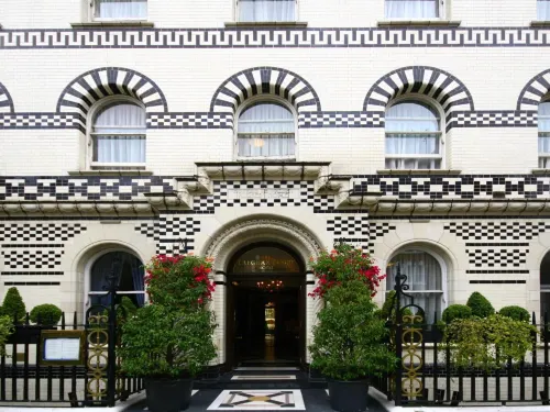 Gem Langham Court Hotel Rooms Photos