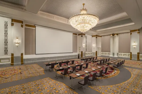 The Athenee Hotel, a Luxury Collection Hotel, Bangkok Business Photos