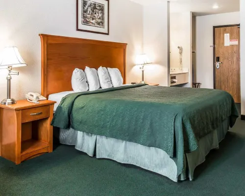 Quality Inn Kearney - Liberty Chambres Photos