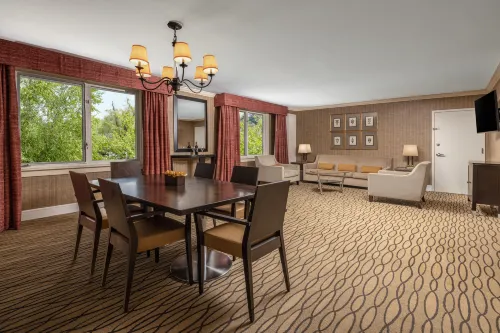 Sleepy Hollow Hotel & Conference Center Photos