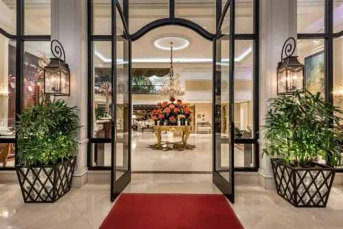 Beverly Hills Plaza Hotel & Spa Near Hotel Photos