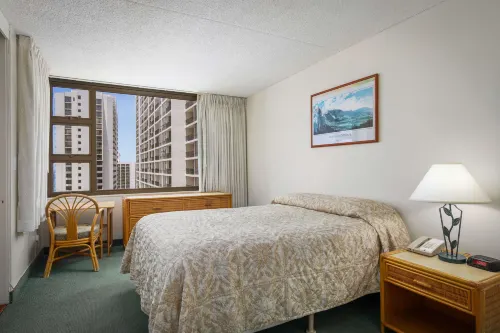 Aston at The Waikiki Banyan Chambres Photos