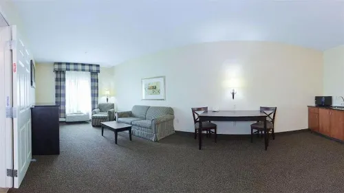 Holiday Inn Express & Suites Longmont - Boulder Area Photos