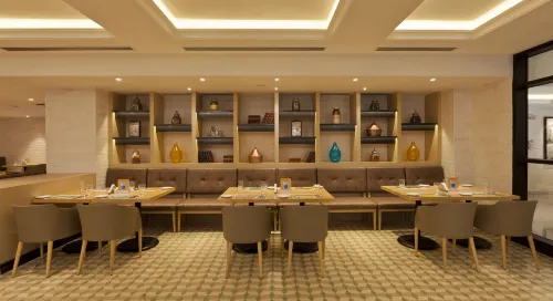Lemon Tree Premier City Center Pune Ruokailu Photos