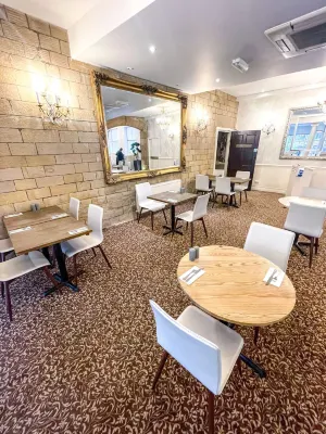 Ringwood Hall Hotel & Spa Restauration Photos