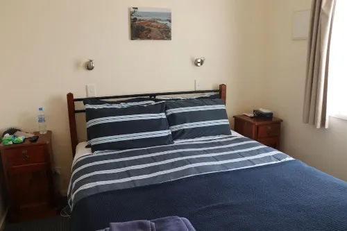Snug Beach Cabin and Caravan Park Photos