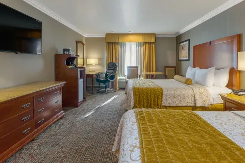 Best Western Plus Newport Mesa Inn Featured Photos