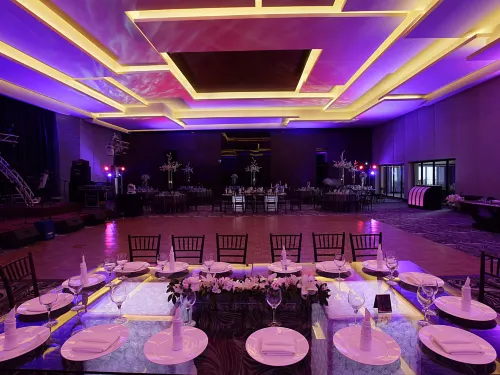Wyndham Garden Monterrey Valle Real Business Facilities Photos