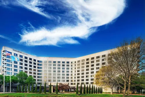 DoubleTree by Hilton Tulsa - Warren Place Featured Photos