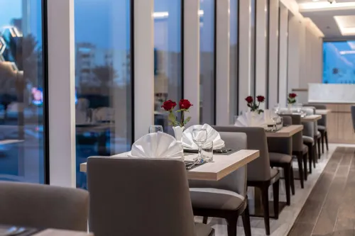 Ramada by Wyndham Riyadh King Fahd Road Restauration Photos