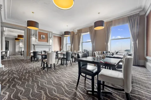 The Royal Hotel Whitby Restauration Photos