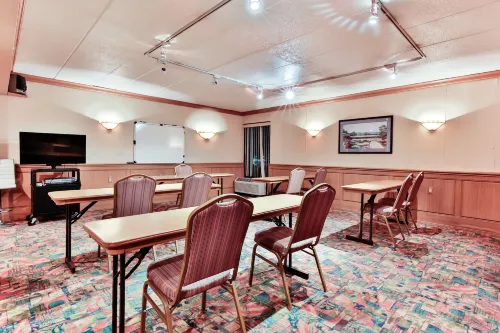 The View Inn & Suites Bethlehem / Allentown / Lehigh Airport Business Facilities Photos
