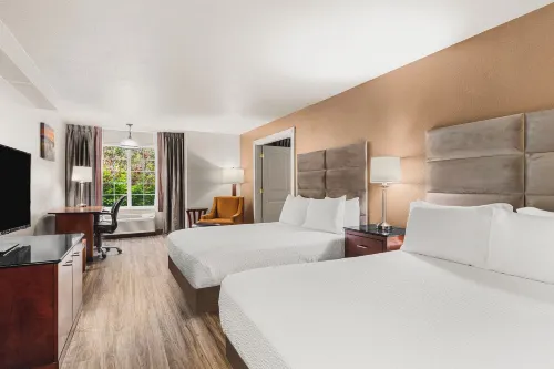 The Ashley Inn & Suites Rooms Photos
