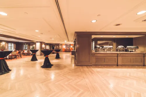 The Michelangelo Hotel Dining Photos