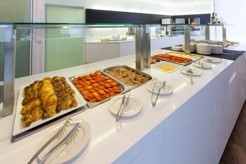 M Hotel Ljubljana Ăn uống Photos