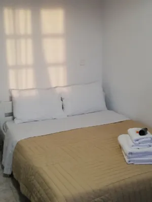 Elea Milos Chambres Photos