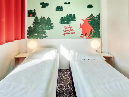B&B HOTEL Aschaffenburg Rooms Photos