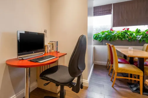 Comfort Inn Edgware Road W2 Business Facilities Photos