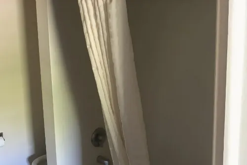 Apache Motel Photos