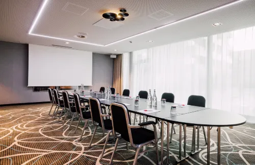 Leonardo Hotel Zurich Airport Business Facilities Photos