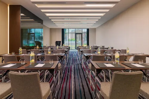 Sheraton Grand Tbilisi Metechi Palace Fasilitas Bisnis Photos