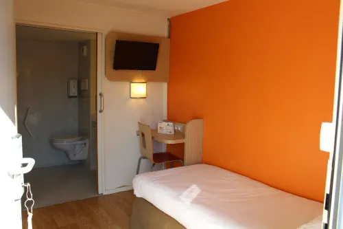 Première Classe Bordeaux Est - Lormont Chambres Photos