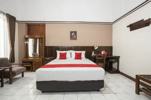 RedDoorz near Balai Kota Malang Kamar Photos