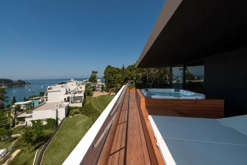 Lone Hotel by Maistra Collection Camere Photos