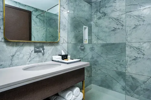 DoubleTree by Hilton Hotel Goa - Arpora - Baga Rooms Photos