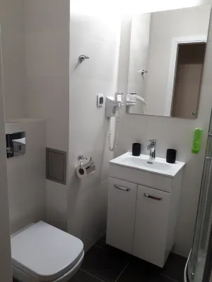Kosmopolita Rooms Photos