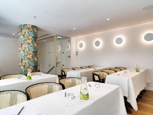 Leonardo Boutique Hotel Larnaca Business Facilities Photos