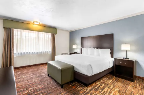 Best Western Plus Parkway Inn Rooms Photos