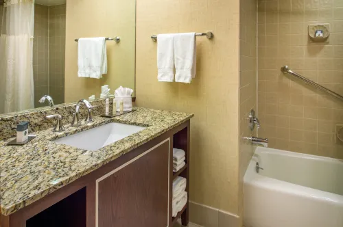 DoubleTree by Hilton Portland, or Photos
